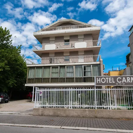 Hotel Carmen 2*