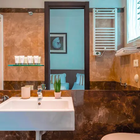 Carmen Otel Riccione